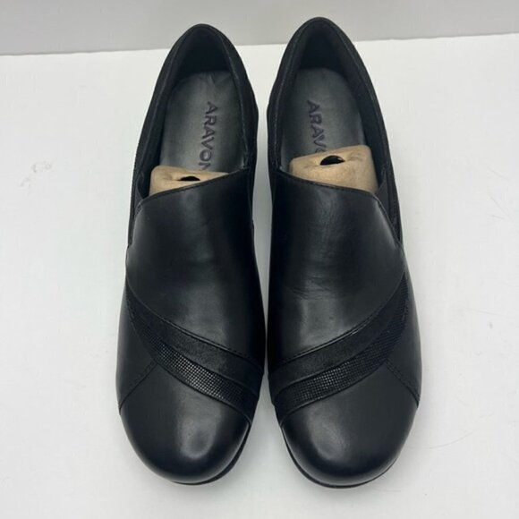 Aravon, Ladies Provence Asym Slip-On Shoes - Black. Size: 8.5 (US). NIB - Picture 3 of 16